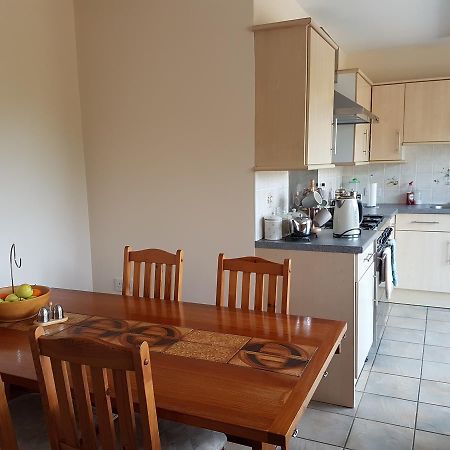 Aaron Lodge Guest House Лестър Екстериор снимка
