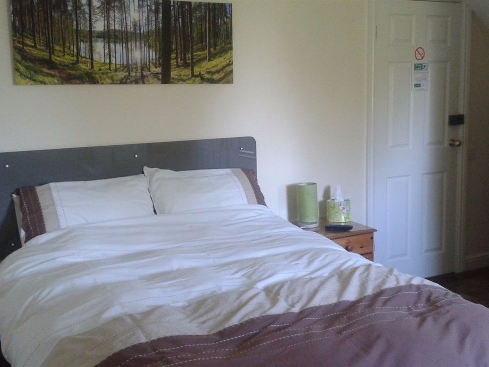 Aaron Lodge Guest House Лестър Екстериор снимка